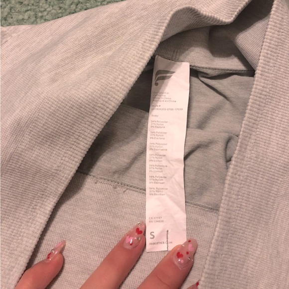 Fabletics Light Grey Flattering Leggings - Picture 7 of 8